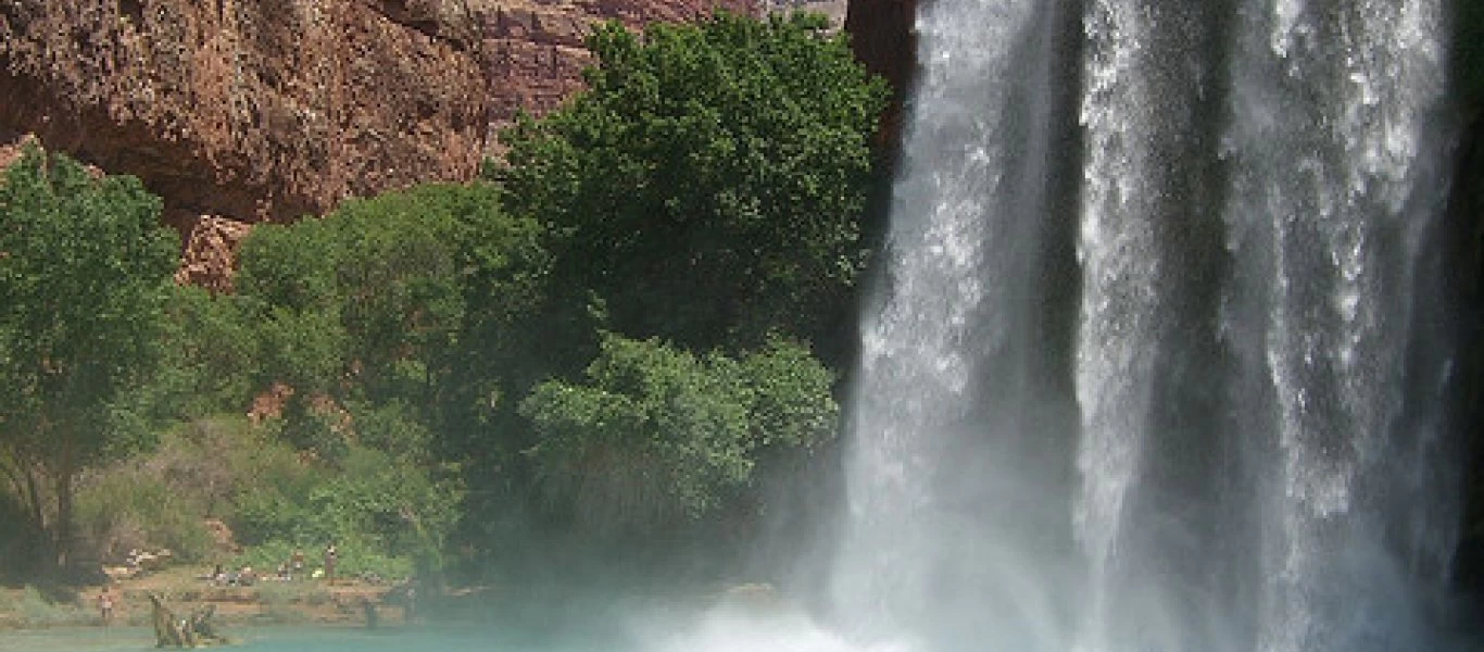 Οι καταρράκτες των μπλε νερών (φωτο)
